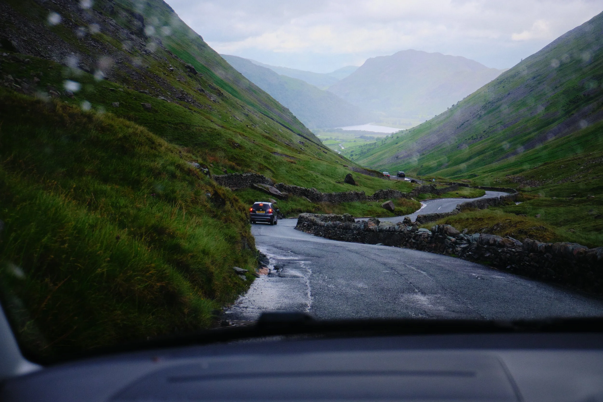  And heading down &rsquo;t&rsquo;other side of Kirkstone Pass, Place Fell (657 m/2,156 ft) in the distance with Brotherswater underneath it. 