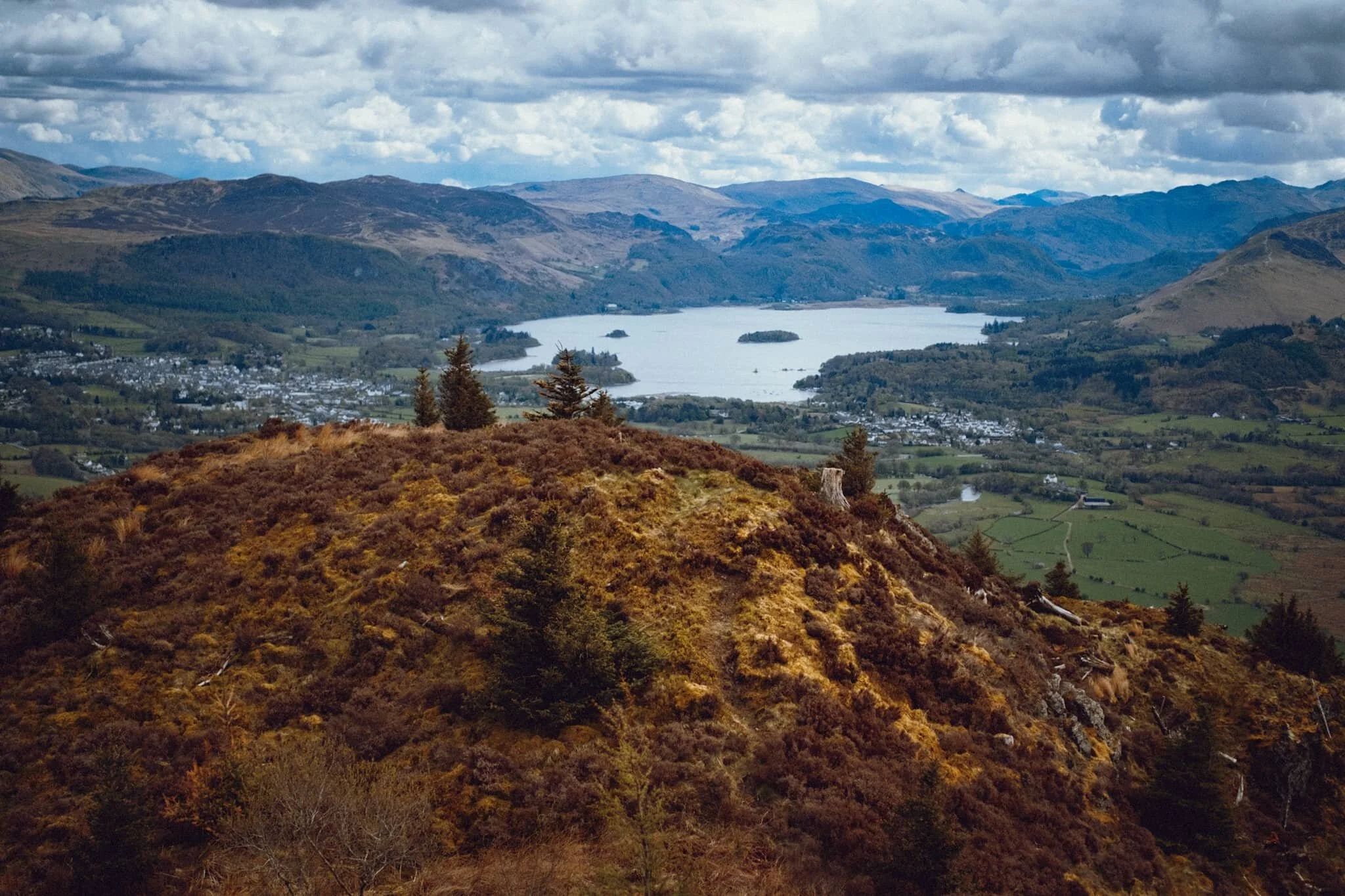  And we reach the summit. Some of the best views of the Northern Lake District I&rsquo;ve ever seen. 