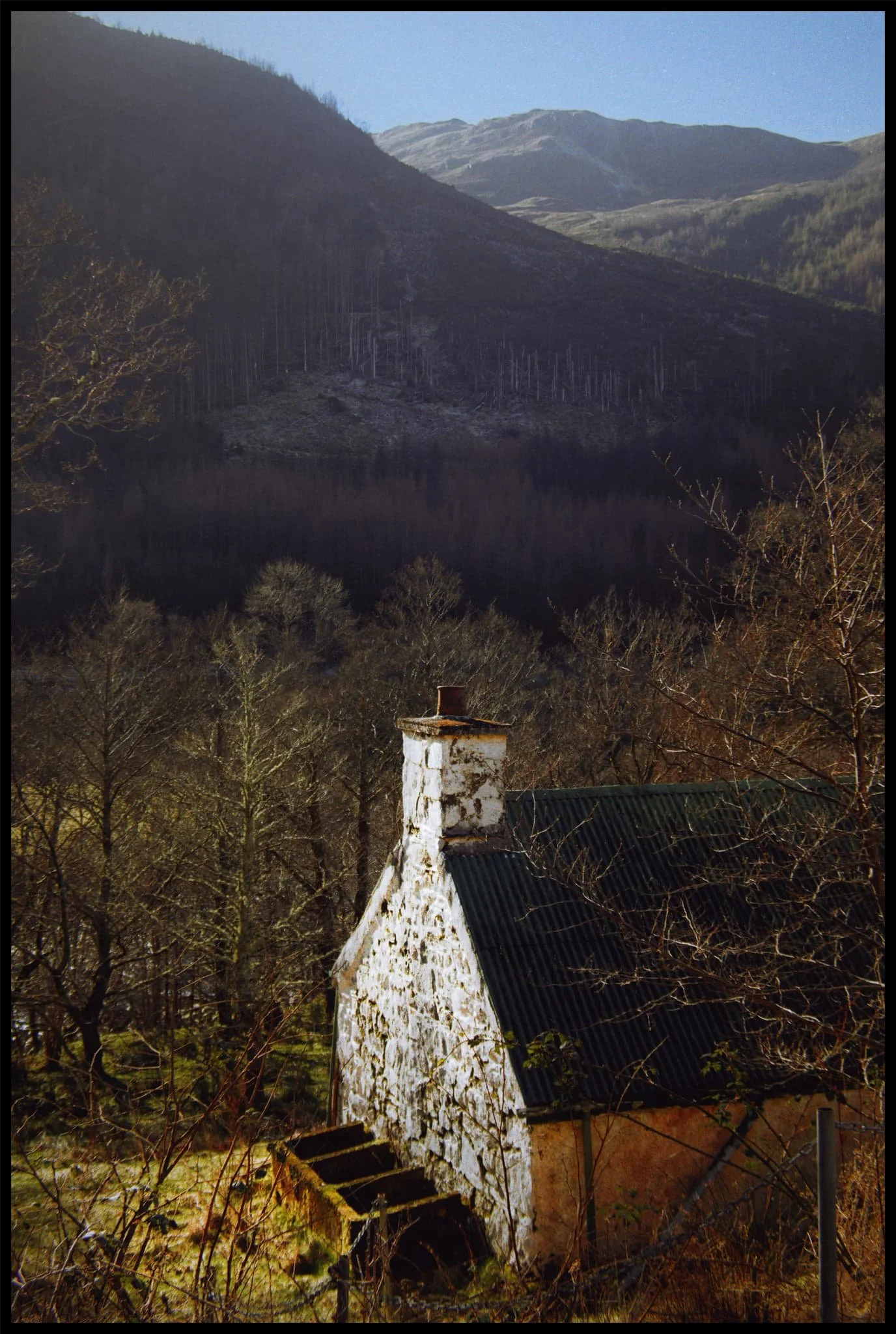  An abandoned, white-washed cottage. I don&rsquo;t know if it&rsquo;s used as a mountain bothy now or not.  