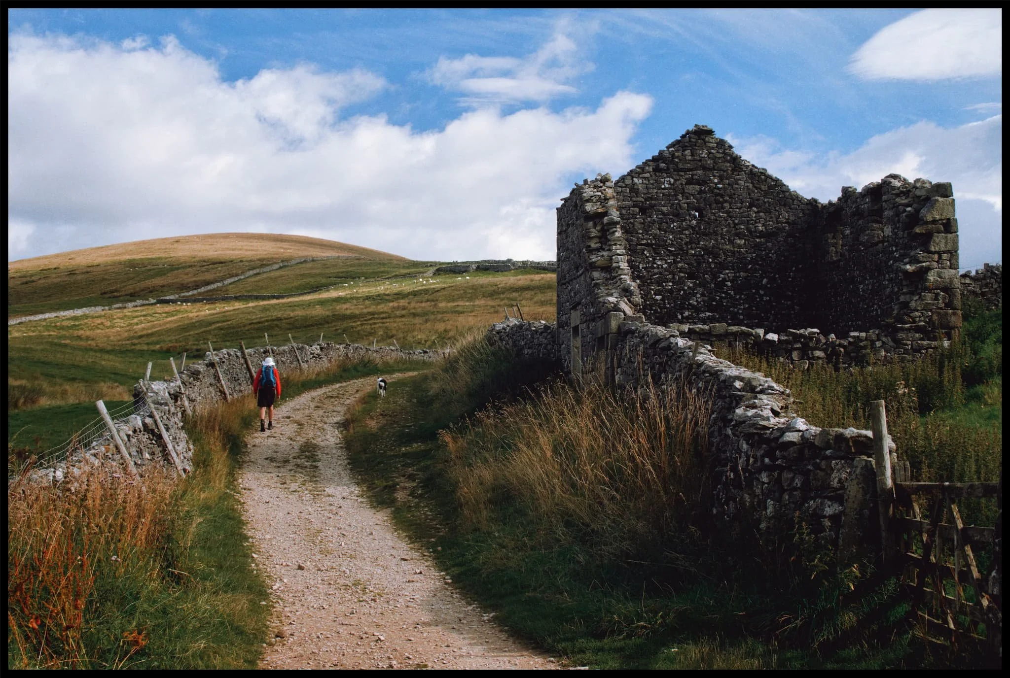  Though not busy, there were still plenty of people on the trail. Mostly heading to, and from, Pen-y-Ghent. 