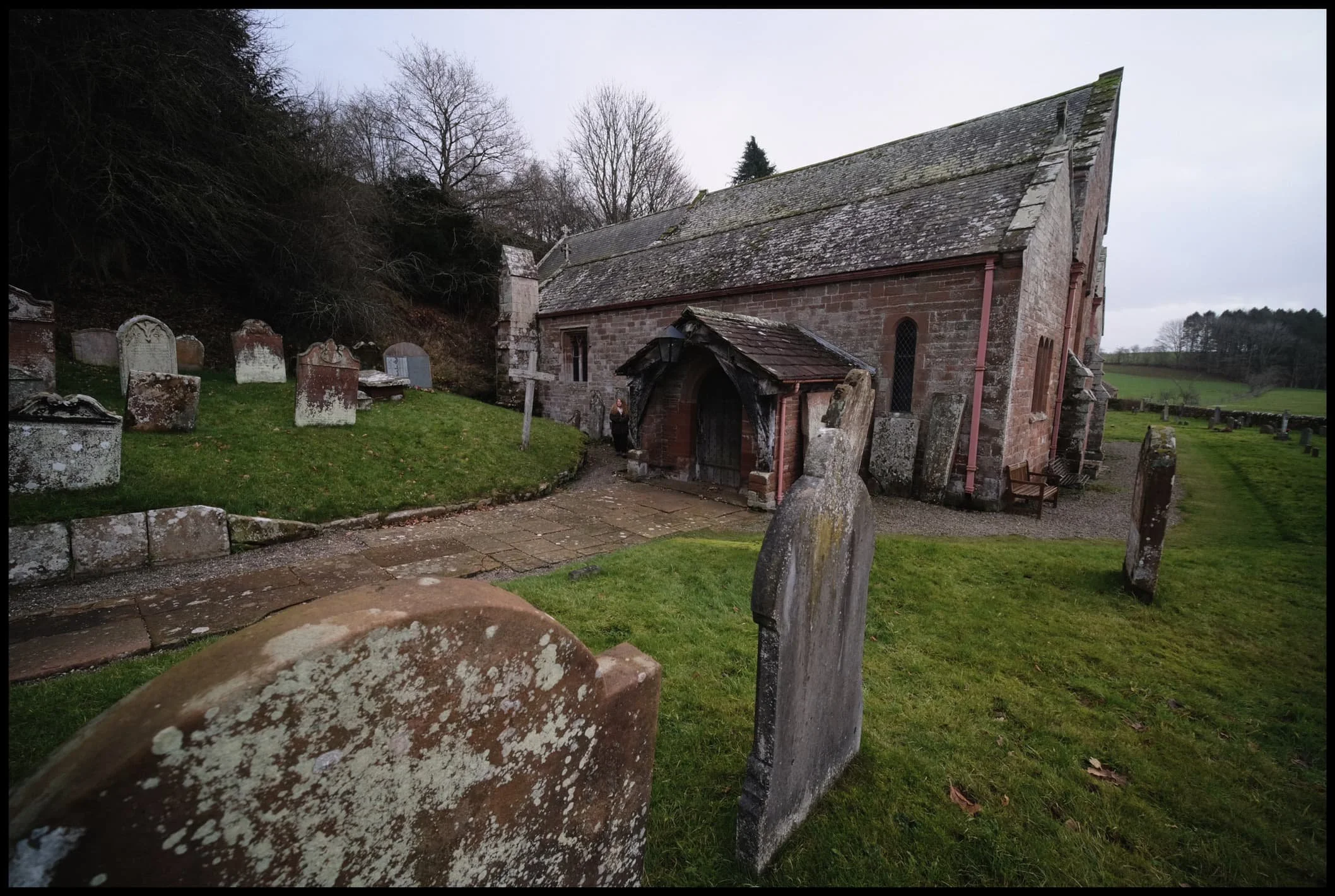  People are still buried in this church&rsquo;s graveyard. I spotted a gravestone for January 2021. I&rsquo;m sure there are conditions/restrictions that need to be satisfied for burial here. 