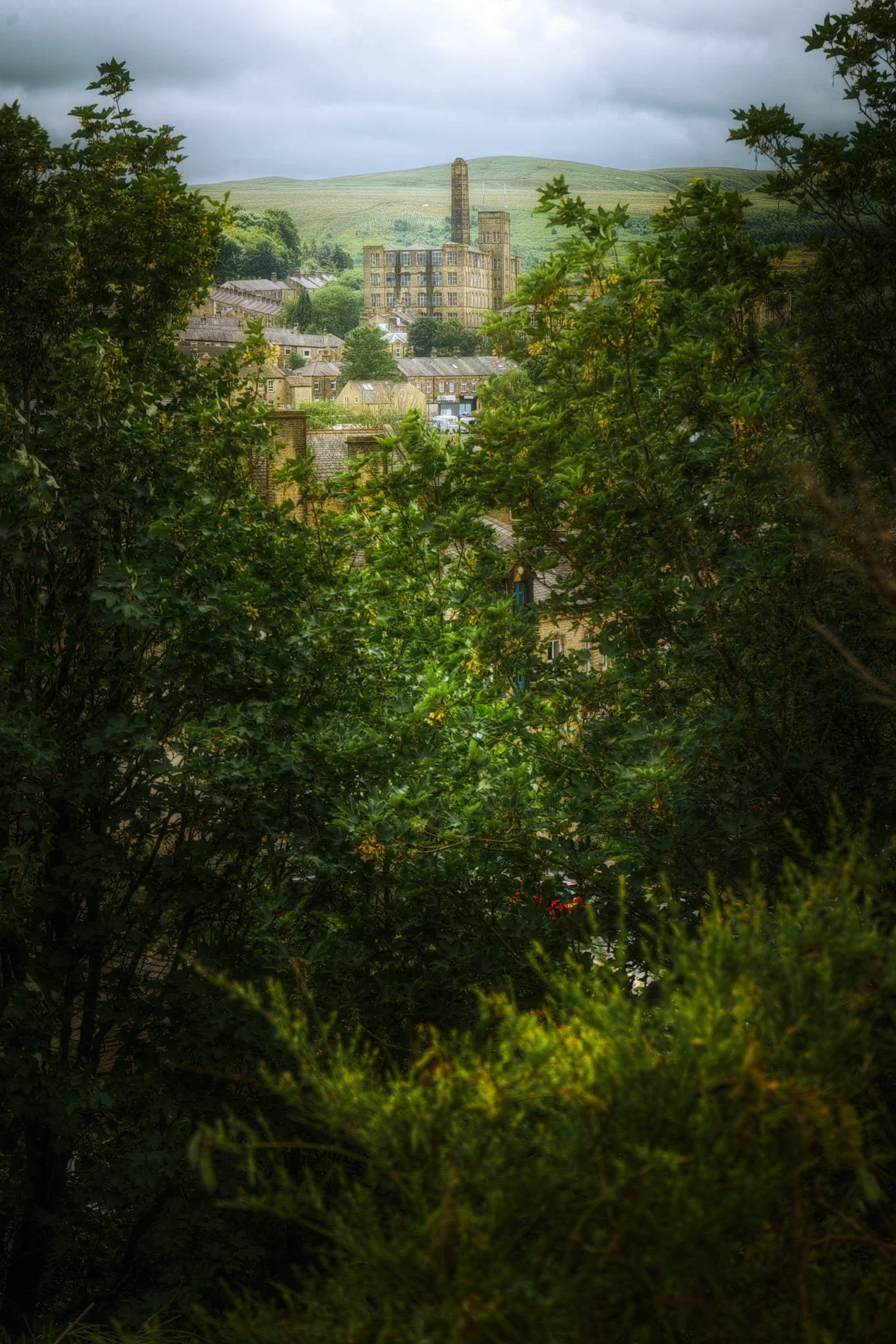  On a small clearing above the canal, we captured an inkling of a view of Marsden and its old buildings and mills. 