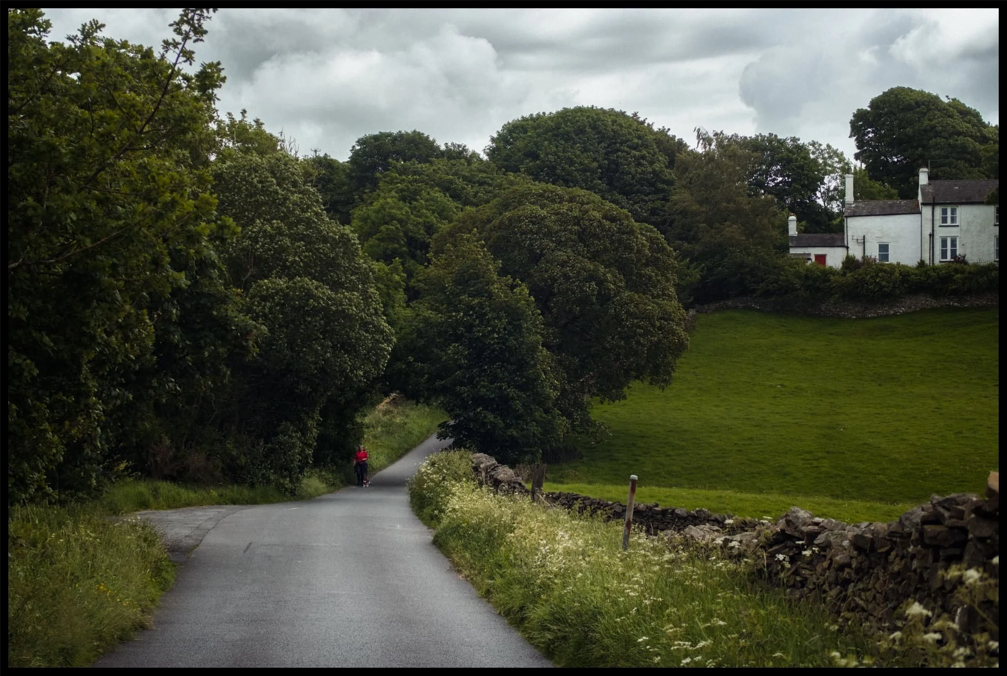  Other people had timed it well and were already on their back down into the town. 