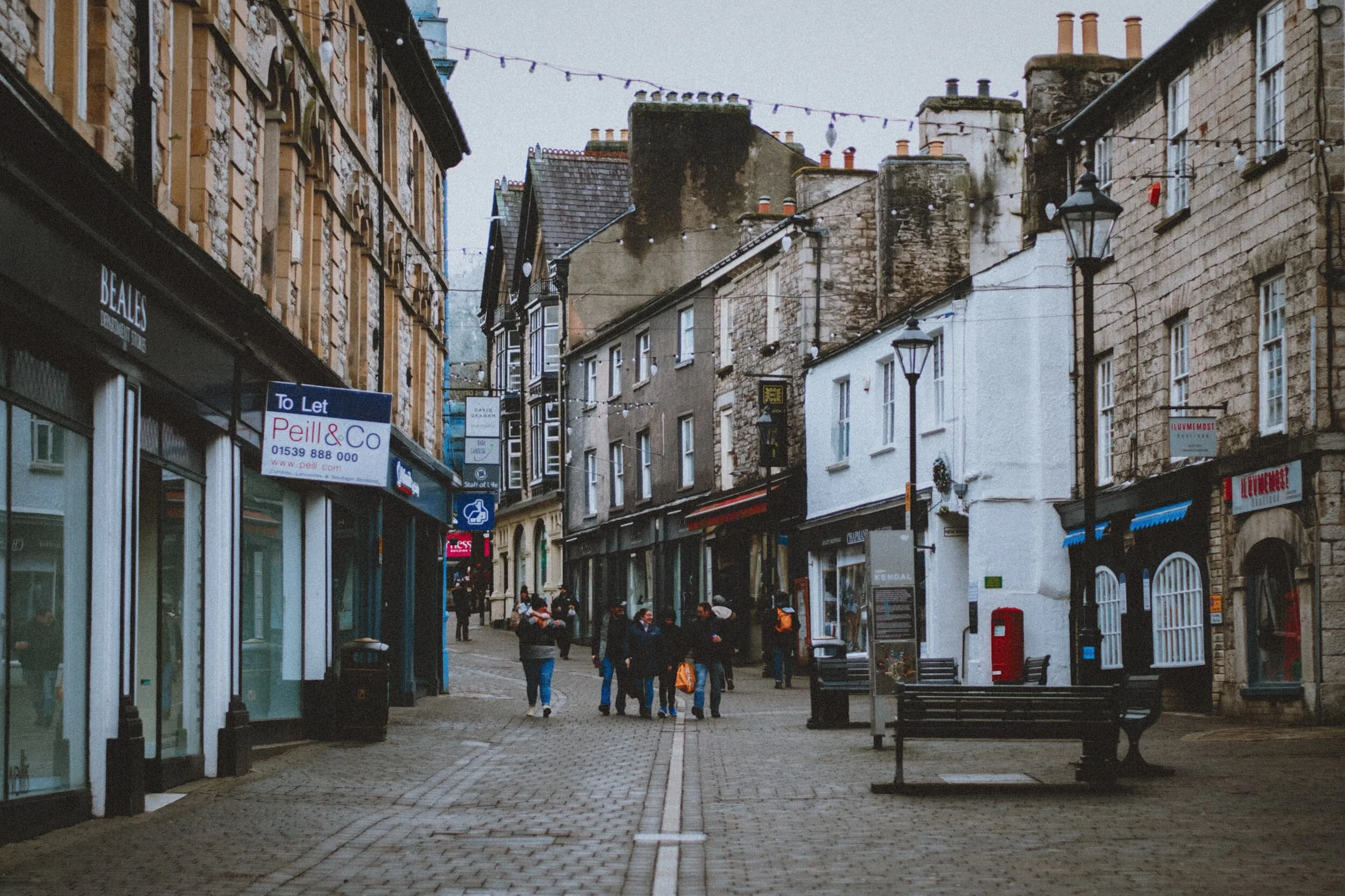  Back up into Kendal town centre via Finkle Street. The name comes from the Old Norse word  vinkle  or  vinkel , meaning &ldquo;elbow&rdquo; or &ldquo;angle&rdquo;. Accurate. 