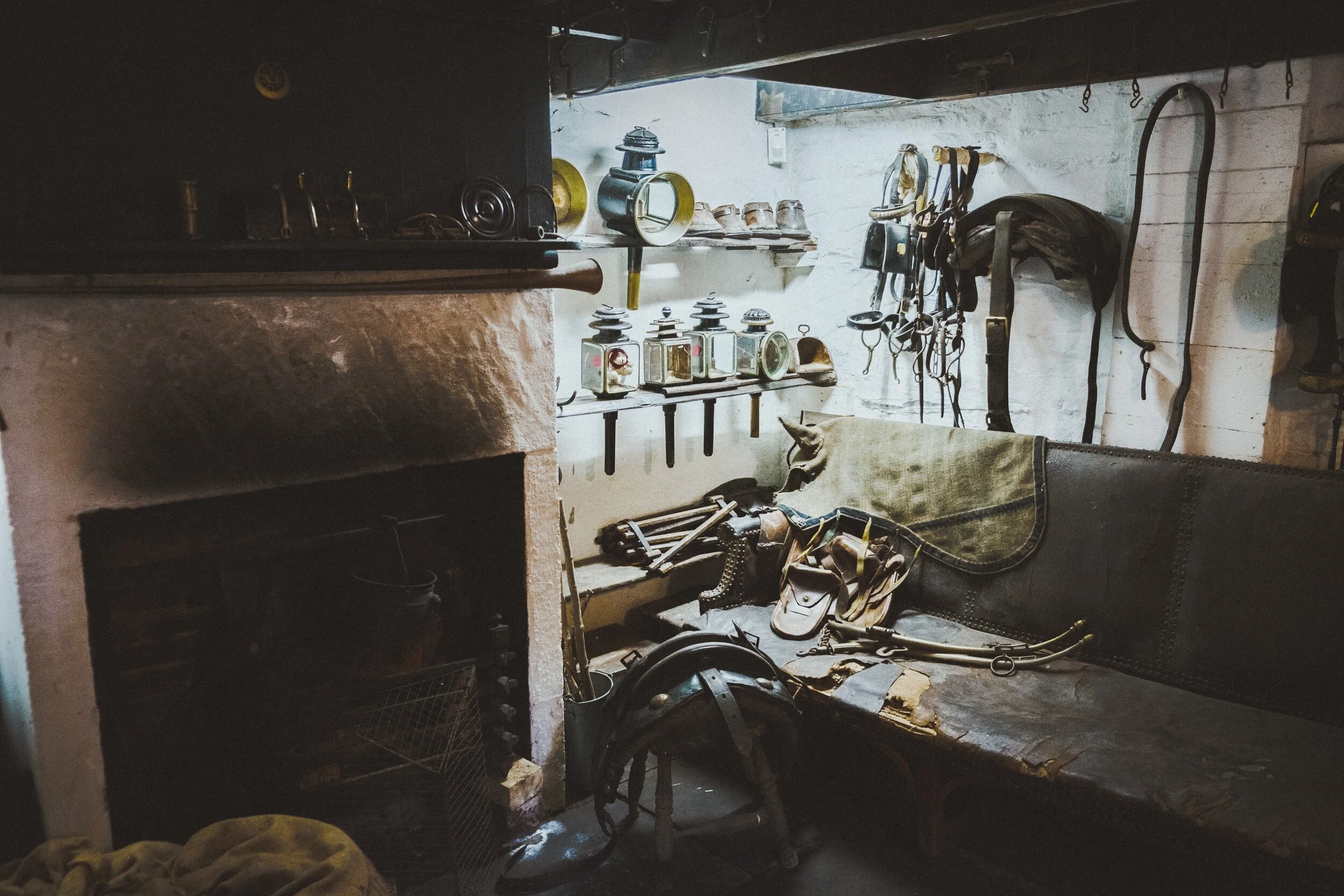  Behind the house one can access the courtyard containing the original Aisled Barn and the Folk Museum, set up to house and reflect the on-site workrooms that employees of the Shibden Estate worked in. This was the Saddler&rsquo;s room, who worked with horse equipment. 