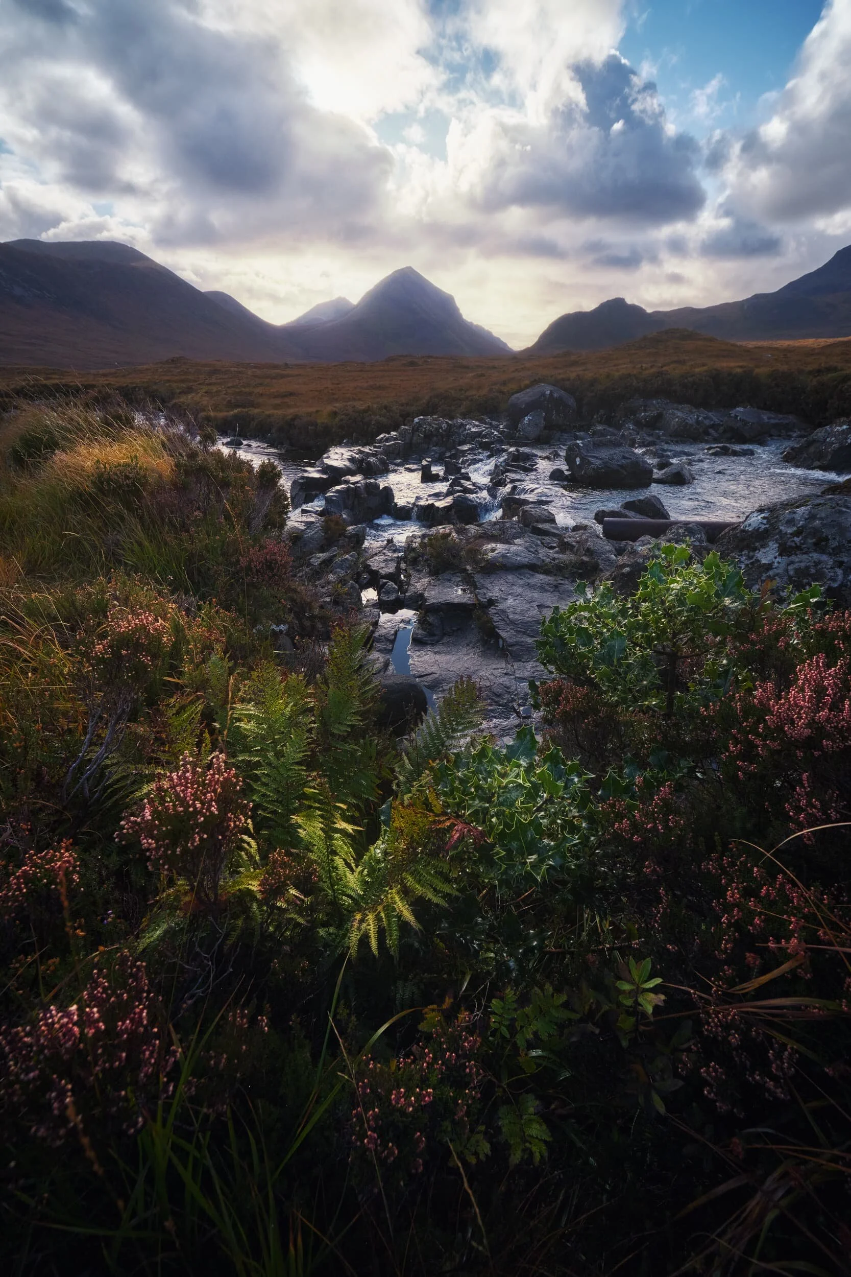  It was good to see there was still some pink heather around the river&rsquo;s edge, which I included in this composition looking towards Marsco of the Red Cuillins. This is a single exposure, shot for the brightest highlights, which I&rsquo;ve then had to recover in post. 