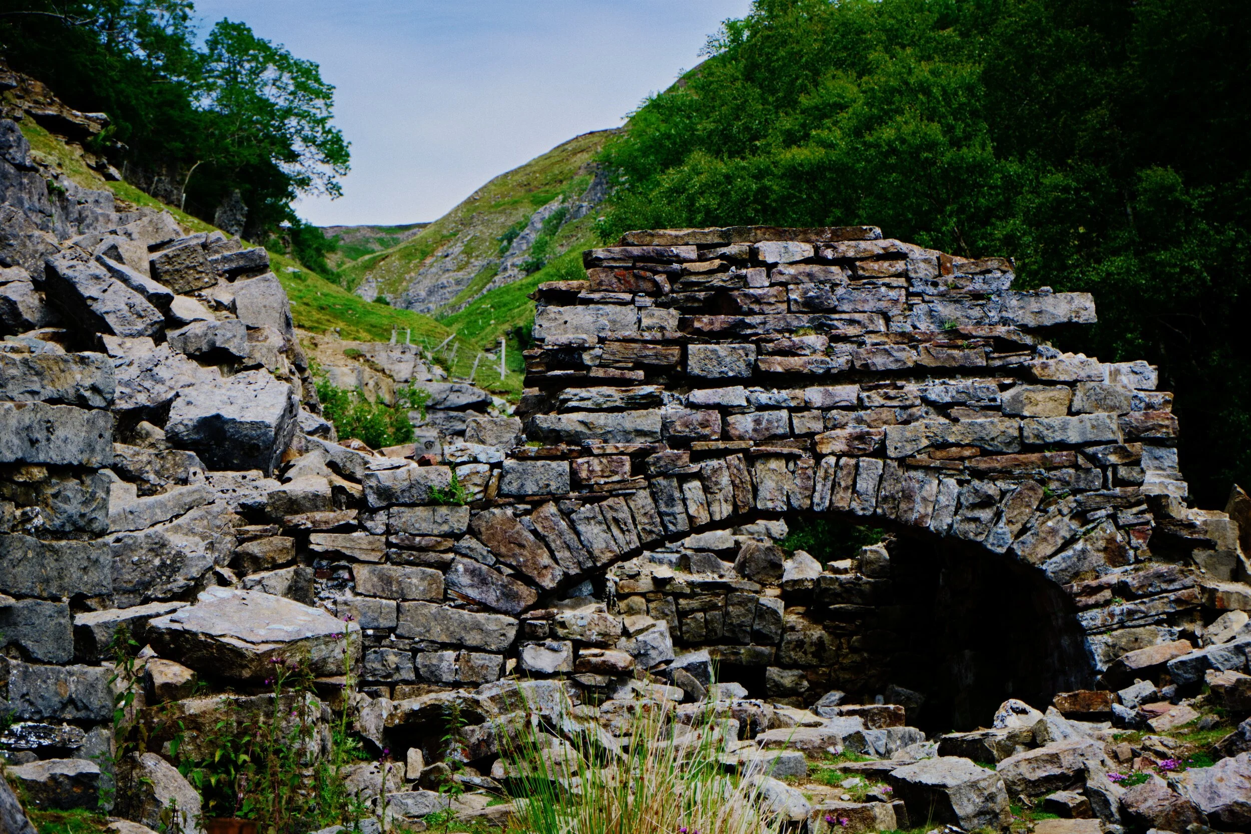  The ruins in question. 