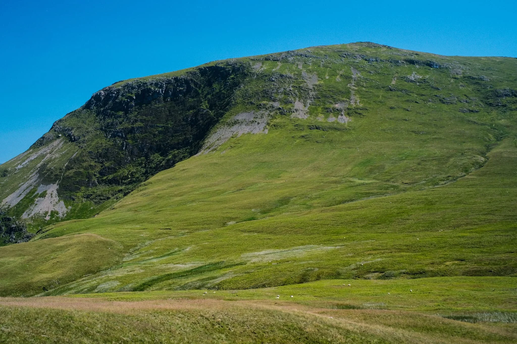  After the rather precipitous climb down Robinson&rsquo;s northeastern flank to Buttermere Moss, I look back to shoot this profile of Robinson. More as a reminder of what we&rsquo;d achieved.  What a wonderful day. 