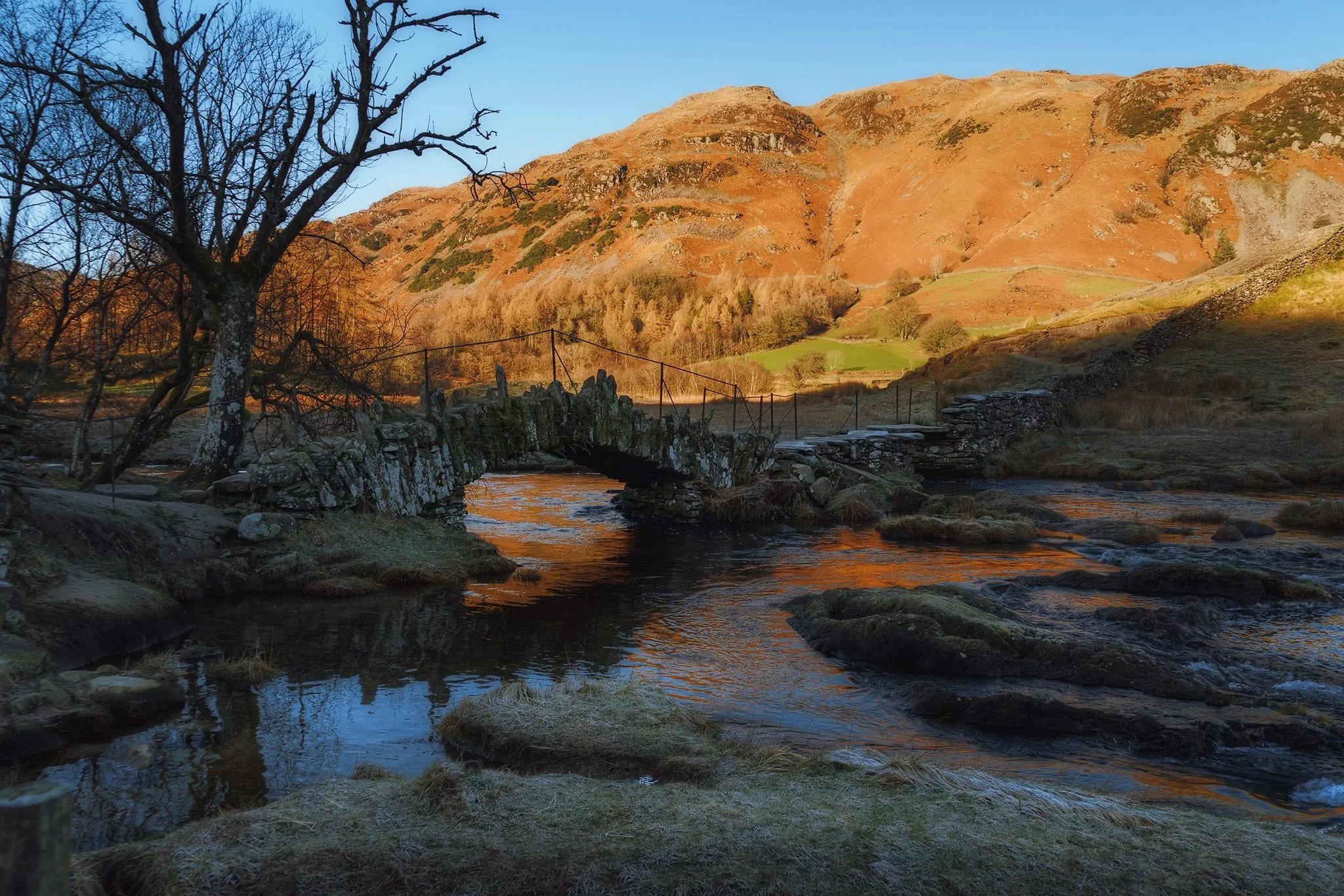  After arriving at Hodge Close Quarry, I pondered my options. I realised that I had never been to the famous Slater&rsquo;s Bridge in Little Langdale, and the route didn&rsquo;t look hard at all. 30 minutes of navigating frozen paths later, I arrived at the 17th-century packhorse bridge, this glorious timeless scene unveiling itself.  