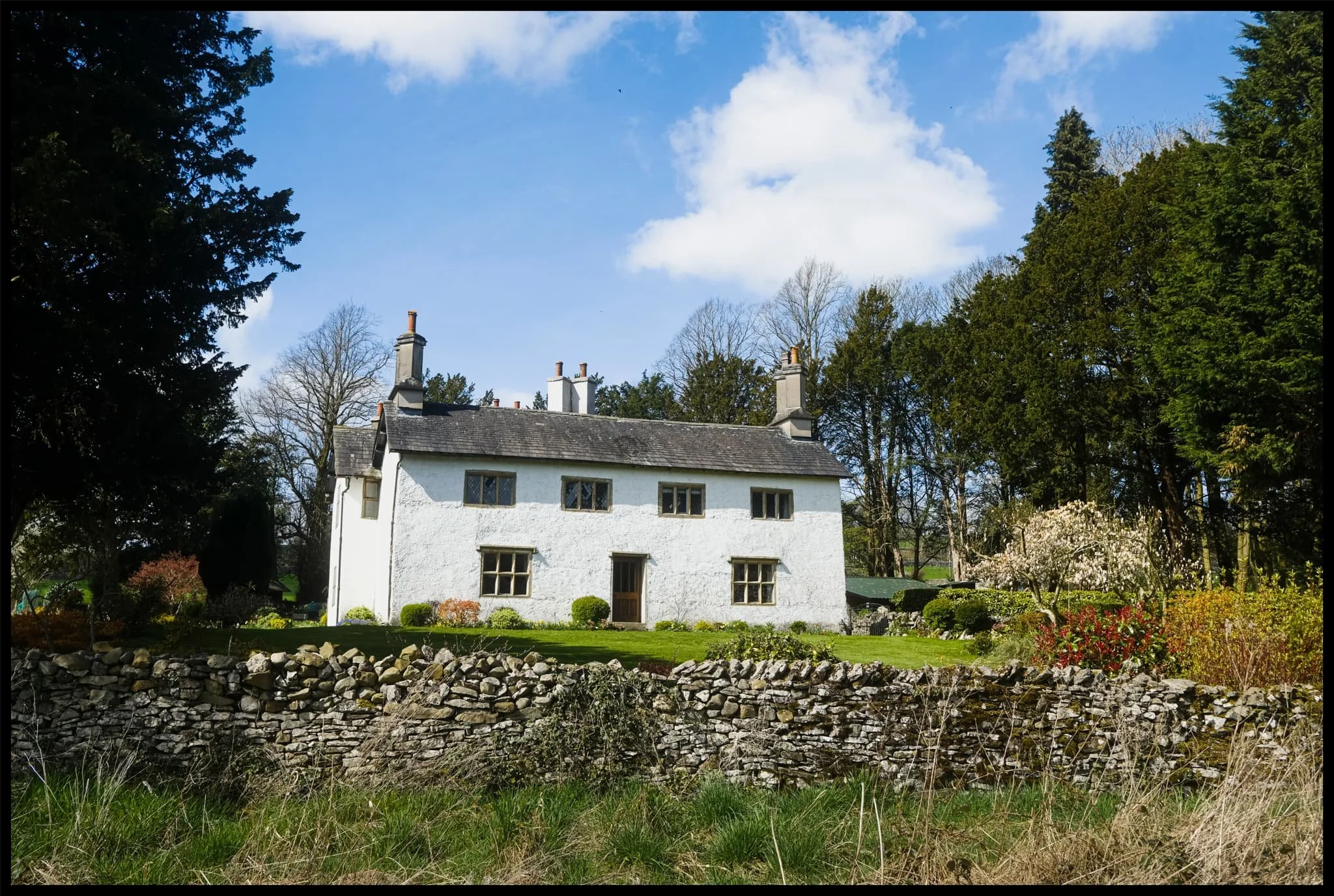  I wonder how old it is… 