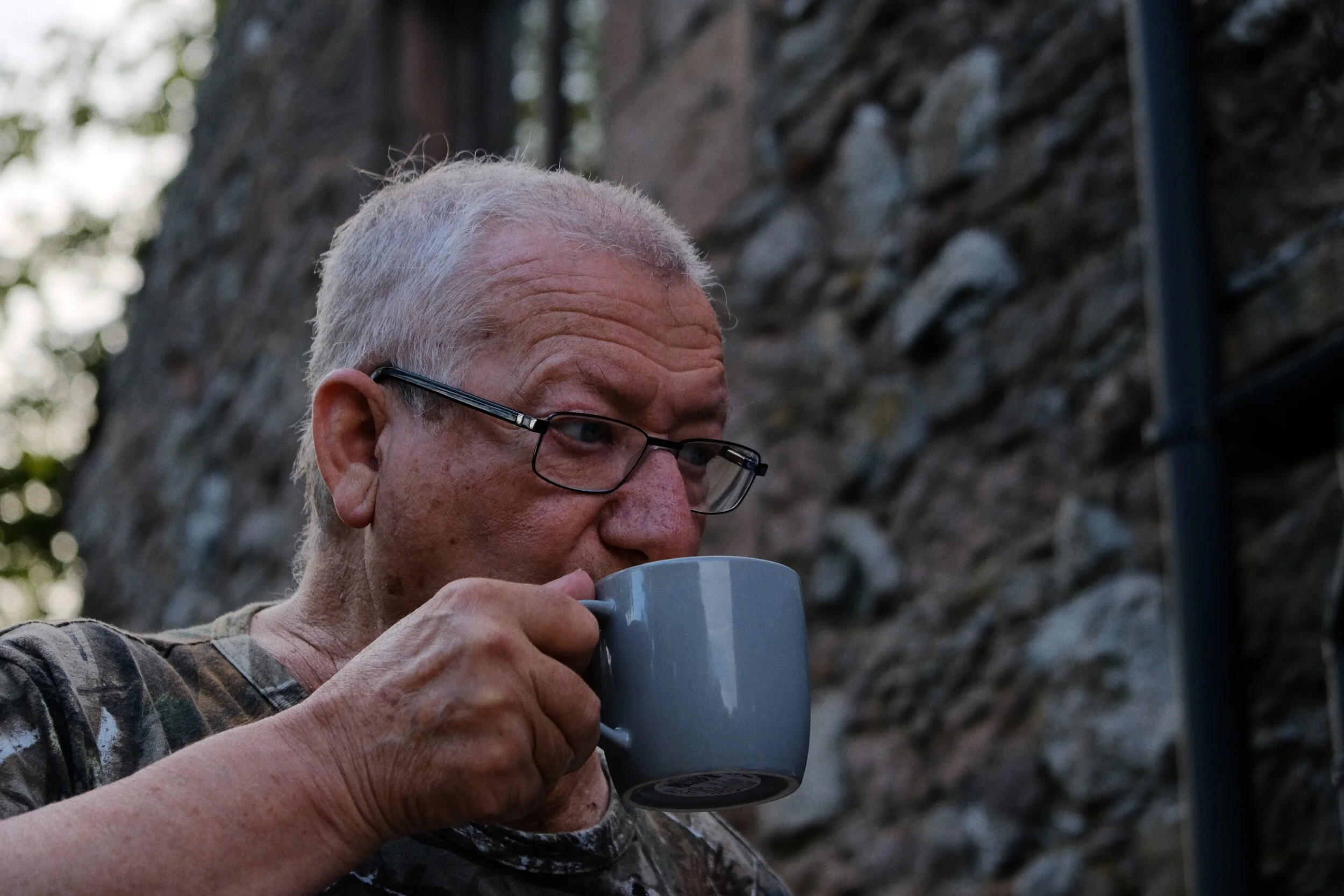  My Dad&rsquo;s cooler than your Dad (Provia, ISO800, f/4.0, 1/200sec. @ 55mm) 