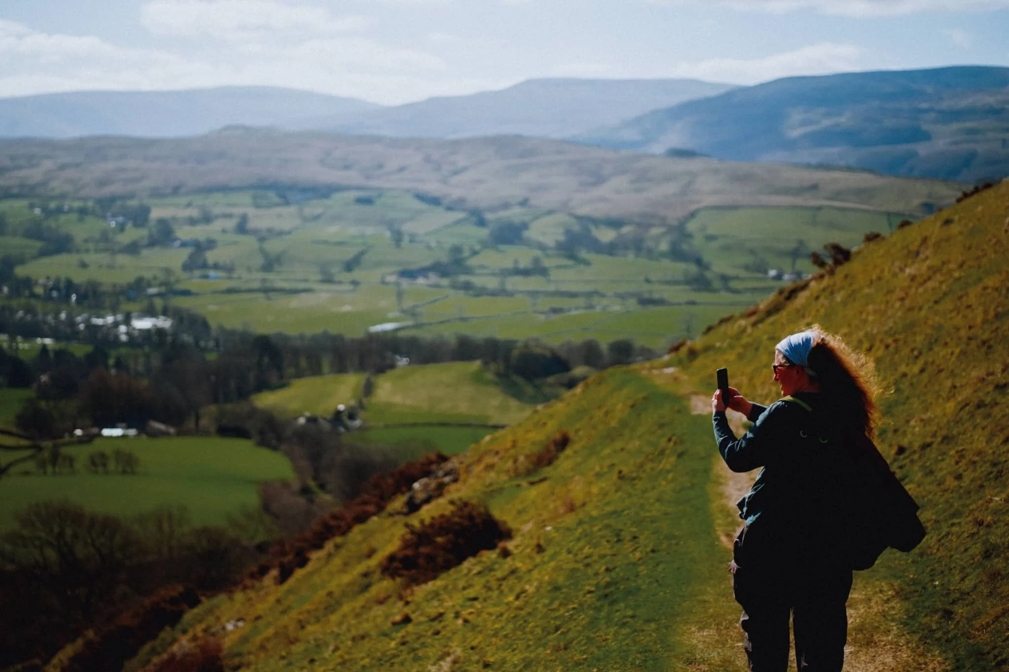  With every step the panorama opened up more and more. It was hard to maintain a forward momentum up the fell path when these views commanded our attention behind us all the time. 