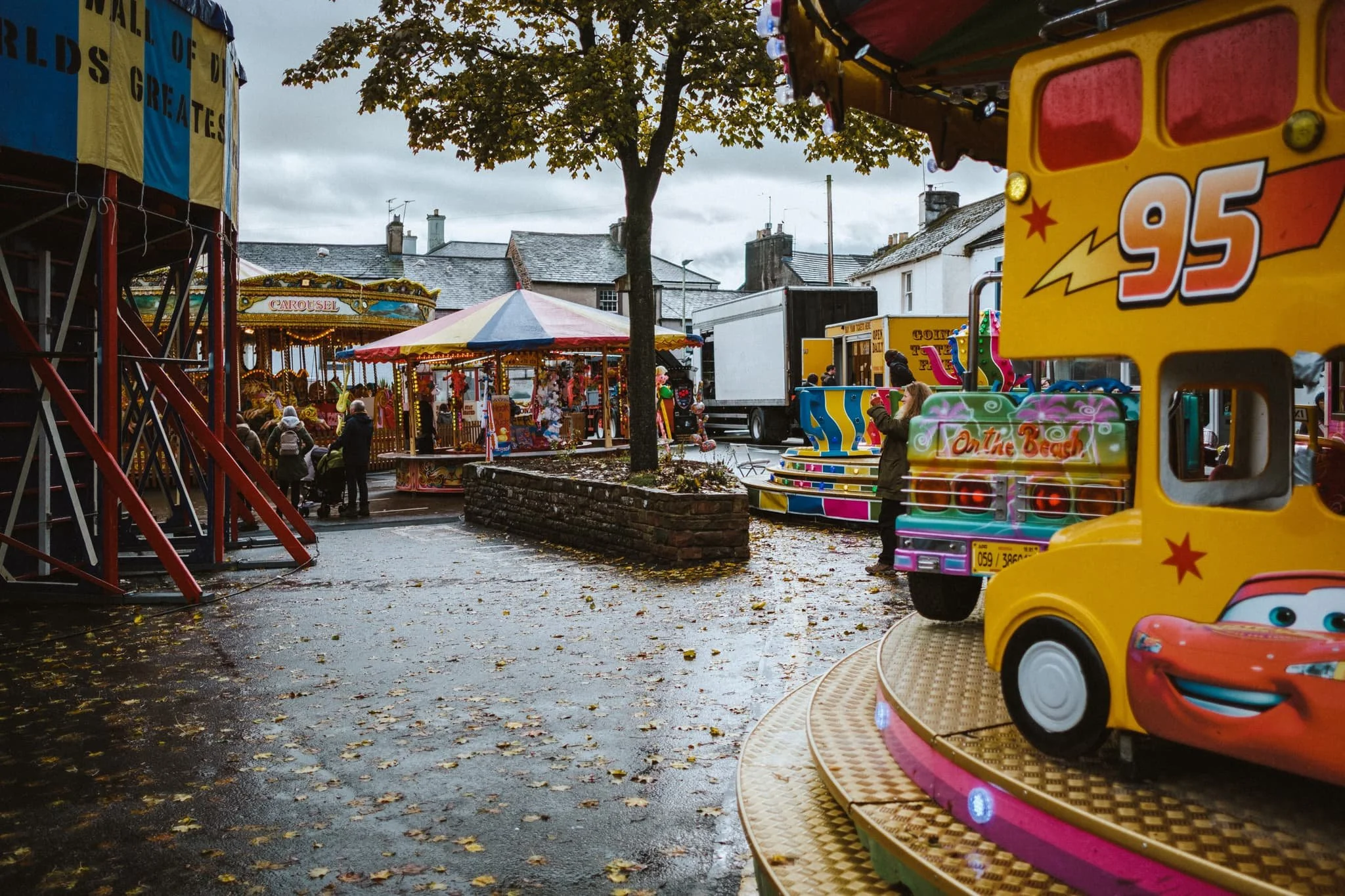  Even though we arrived at the opening of the 3rd day, Penrith town centre was already filling up. 