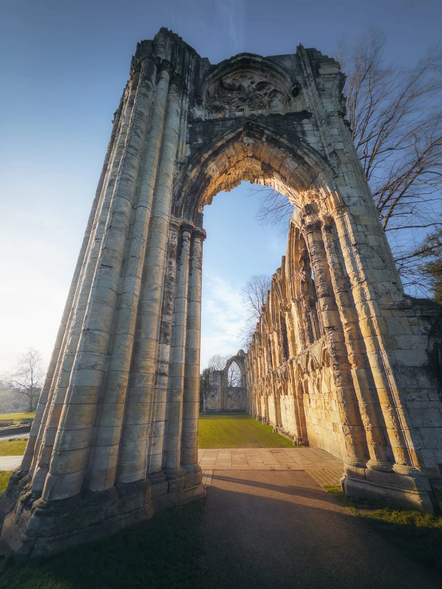  Like most  abbeys in England , it was closed as a result of Henry VIII&rsquo;s Dissolution of the Monasteries in 1539 CE, then destroyed. Only the north and west walls survive, along with the Pilgrims&rsquo; Hospitium, West Gate, and 14th-century Abbot&rsquo;s House (now King&rsquo;s Manor). The walls feature several towers, including St Mary&rsquo;s Tower at the northwest corner and a water tower by the river. 
